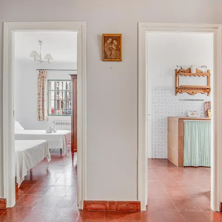 Сasa de vacaciones -iponubahomes- Centrica Casa Con Jardin Y Chimenea Baena