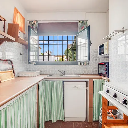 Сasa de vacaciones -iponubahomes- Centrica Casa Con Jardin Y Chimenea *